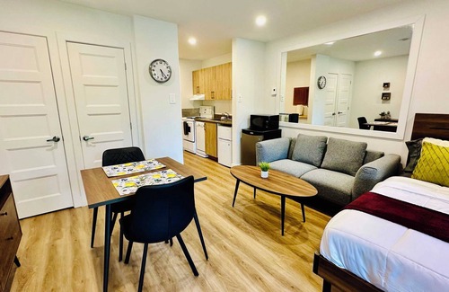 Mont-Tremblant Village Apartment | Condo Mont Tremblant | Swimming Pool, Spa