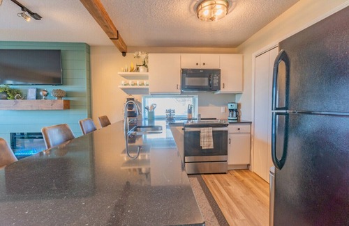 Spring Lake Condo | Condo on the Grand River