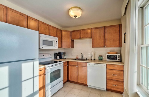 Windham Condo | Condo w/Loft: 2 Mi to Windham Mountain Ski!
