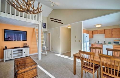 Windham Condo | Condo w/Loft: 2 Mi to Windham Mountain Ski!