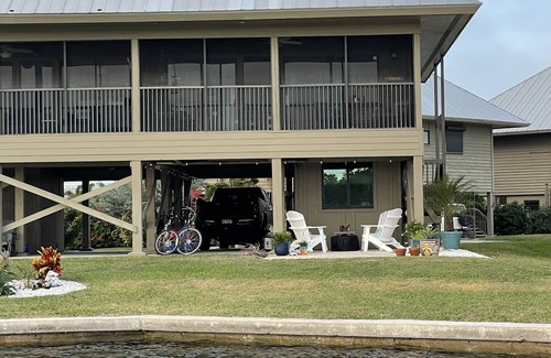 Bokeelia House | Condo w use of a 10k boat lift. 5min to open water. Tarpon capital 15min away