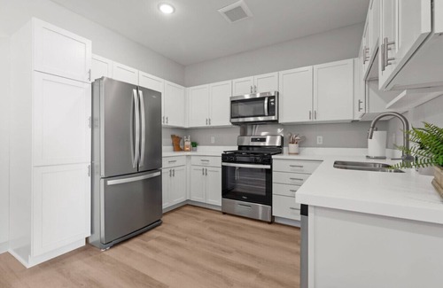 Lake City Condo | Condo with stunning views of Lake Pepin - Assigned Garage - Unit 205