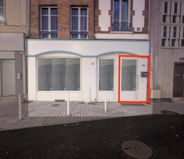 Dreux Apartment | Confortable studio sur jolie rue piétonne #3