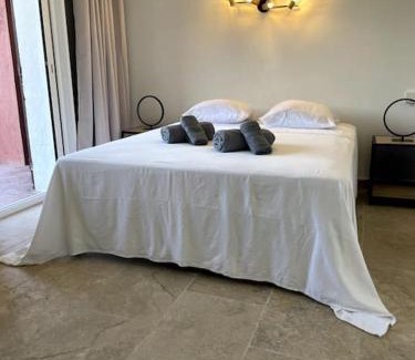 Villeneuve-Loubet Apartment | CONFORTABLE T2, PARKING PRIVE dans RESIDENCE SECURISEE