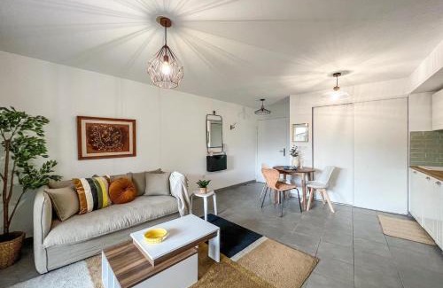Lalande-Grand Selve Apartment | Confortable T2 pour 4 voyageurs, parking privé et terrasse
