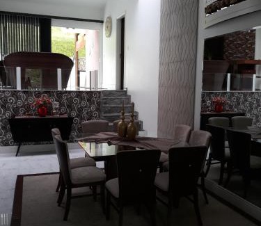 Pomerode House | Conforto em Pomerode