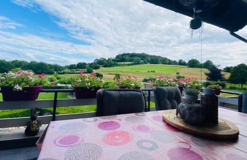 Strucht House | Congenial Holiday Home in Schin op Geul with Garden