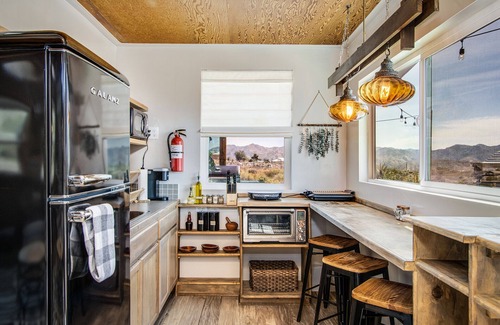 Morongo Valley House | Connect with Nature at The Owls Nest - 5 acres