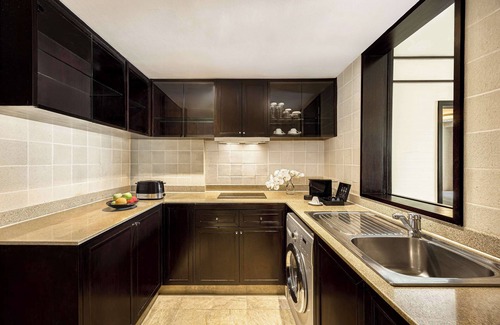 Witthayu Hotel | Conrad Bangkok Residences