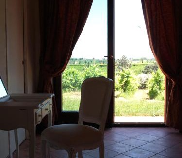 Castilenti House | Contado San Lorenzo B&B and Wine
