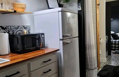 Elysian Fields House | Contain your life in a luxury Shipping Container