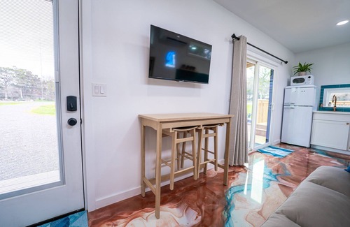 New Braunfels House | Contained in Gruene Cowboy Edition - Heated Pool! 1.5 Miles to Gruene!