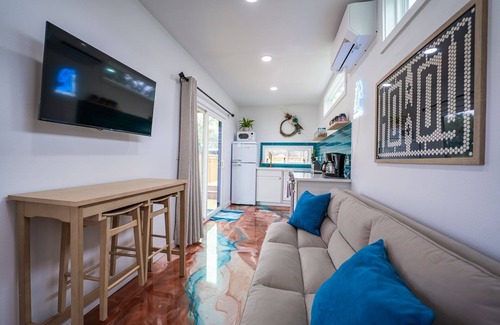New Braunfels House | Contained in Gruene Cowboy Edition - Heated Pool! 1.5 Miles to Gruene!