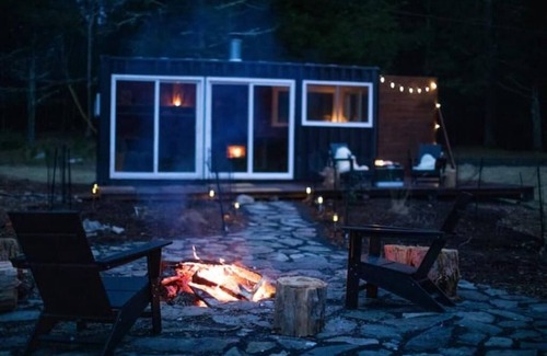 Saugerties Cabin | Container Cabin in the Catskills [Field]