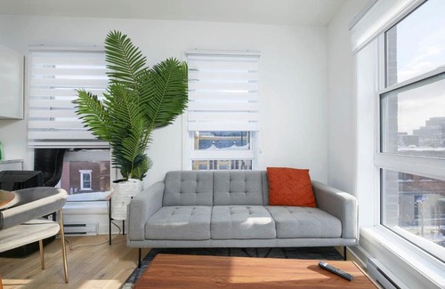 Ville-Marie Apartment | Contemporary 2BR Retreat in MTL Village