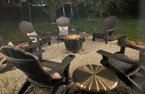 Grandview House | Contemporary Comfort - Lux 5 Bdrm 4King Escape