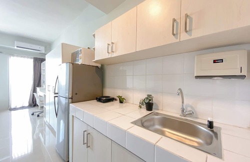 Depok Apartment | Contemporary Designed Studio Apartment Park View Condominium