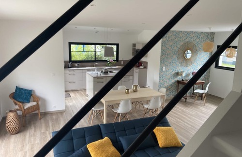 Andernos-les-Bains Villa | Contemporary villa with jacuzzi 300m from the beach