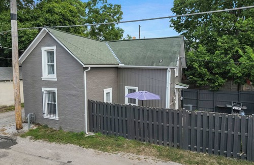 Merion Village House | Contemporary German Village: 3