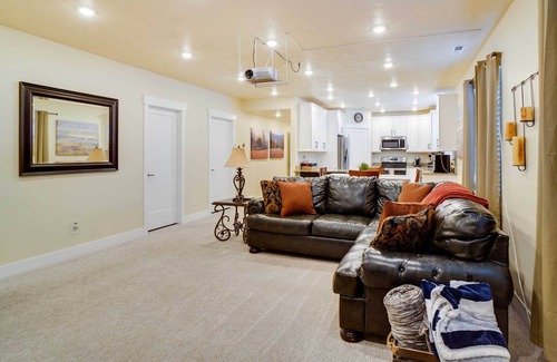 Saratoga Springs Apartment | Contemporary Home w/Grill Near Utah Lake!