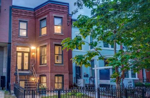 Shaw House | Contemporary Home in Shaw-U Street