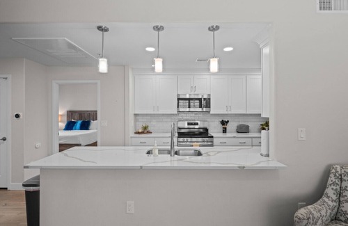 River Walk Condo | Contemporary Lavish Suite 2 Bedroom Condo