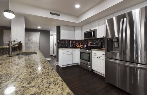 Sunset Beach Condo | Contemporary OceanFront Dream- Upscale and Beautifully Designed - Sunset Beach