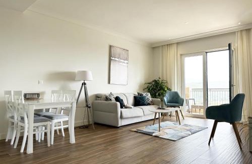 Radovici Apartment | Contemporary One Bedroom Apartment - Lustica Centrale
