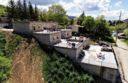 Lava Hot Springs Apartment | Contemporary Studio, Walk to Lava Hot Springs
