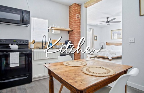 Central Oklahoma City Apartment | Contemporary Studio | 15 minutes to OKC State Fair Park #03C