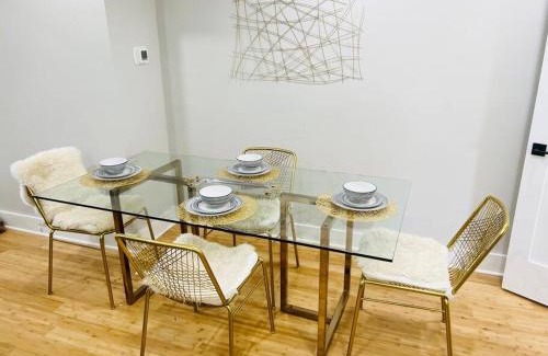 Northeast House | Contemporary Upscale 3BDR Home at Popular H Street Corridor Parking Included Free Cancellation