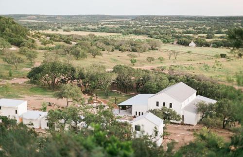 Fredericksburg House | Contigo Ranch Fredericksburg
