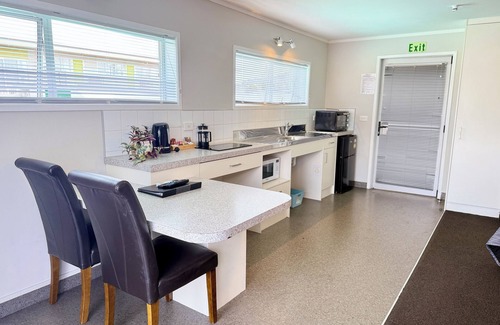 Whangarei Hotel | Continental Motel