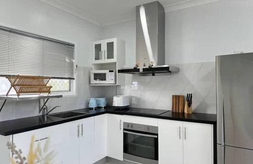 Salisbury House | Convenient 2 Bedroom house unit in Salisbury