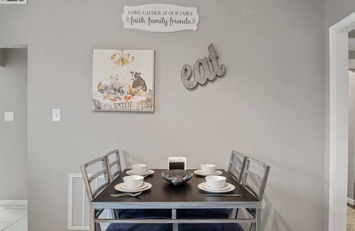 Mapleton/Fall Creek Apartment | Convenient 2BR | Perfect for Travelers & Long Term