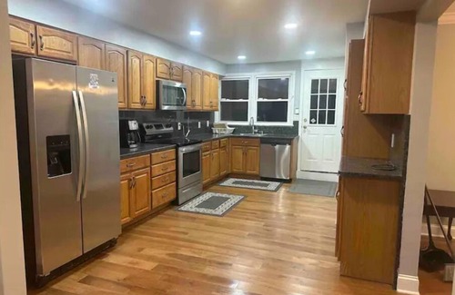 Silver Spring House | Convenient and Spacious.Silver Spring/DC