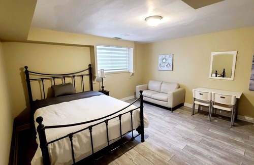 Newtonbrook House | Convenient