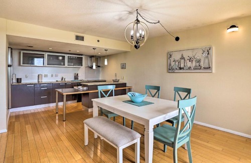 Clearwater Apartment | Convenient Clearwater Condo Less Than 4 Mi to Beach!