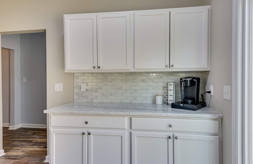 Midtown House | Convenient, Comfortable, & Charming Bungalow - Medical District!