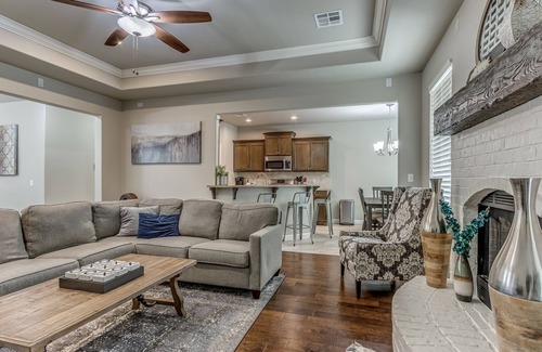 Edmond House | Convenient Edmond Home Located Close to I-35