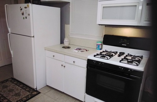 Tulsa House | Convenient Family-Friendly Home -10 Min to Tulsa!"