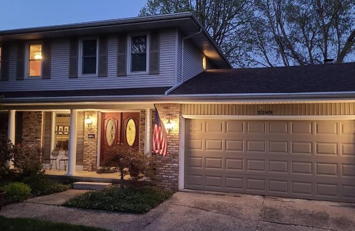 West Des Moines House | Convenient Family Two-Story Home