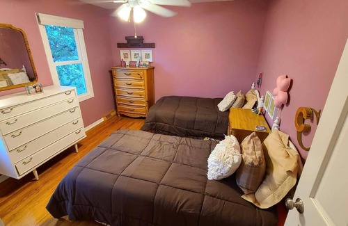 West Des Moines House | Convenient Family Two-Story Home