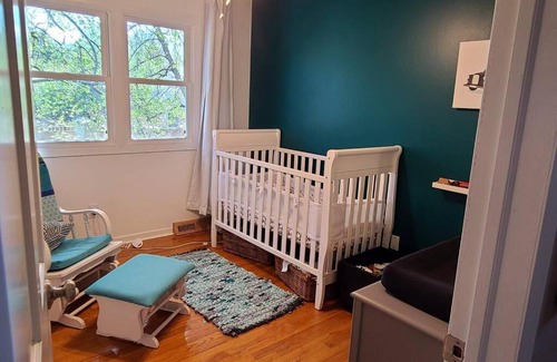West Des Moines House | Convenient Family Two-Story Home
