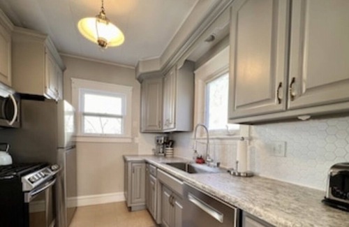 Bloomington House | Convenient location Quiet Comfortable- Near ISU-IWU Fire-Pit Grill Porch