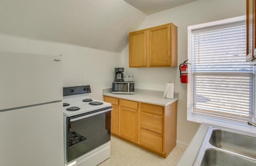 Logan Apartment | Convenient Logan Apartment - 1 Block to Town!