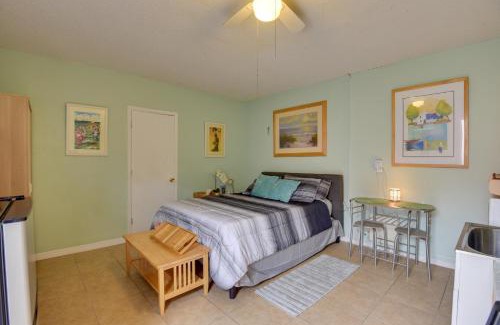 Whitfield Apartment | Convenient Sarasota Studio with Lush Backyard!