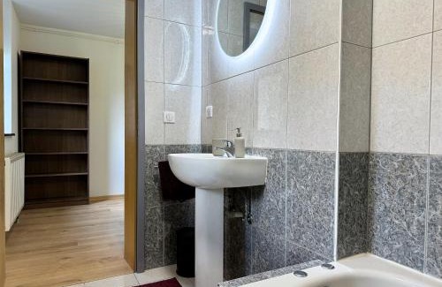 Monswiller Apartment | Convenient Stay with Private Parking, Smart TV & Bike Trails Nearby
