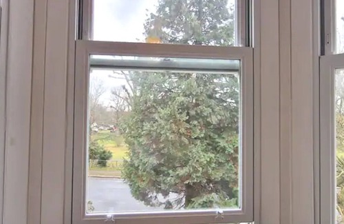 Ealing Common Apartment | Convenient Studio Apartment, Ealing