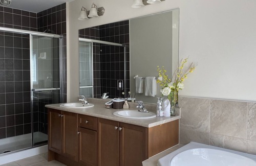 Markham House | Convenient transportation